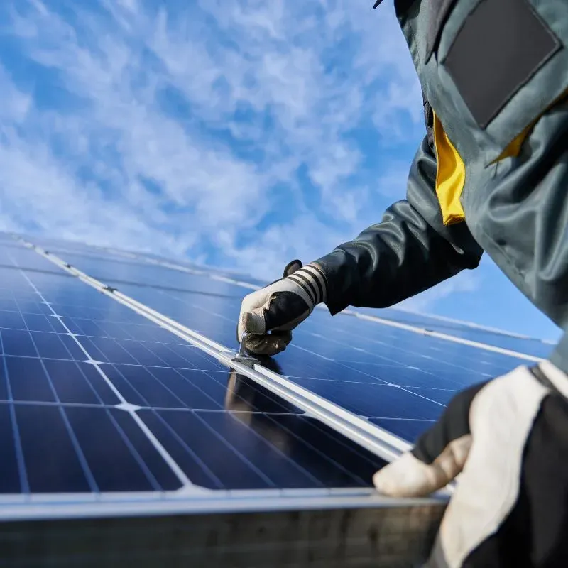 Entretien panneaux photovoltaïques près de Théoule-sur-Mer